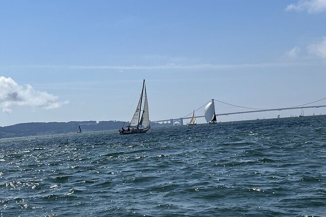 2hr. INTERACTIVE Sailing Experience on San Francisco Bay - Golden Gate Bridge photo pass: the best angles, plus hands-on sailing