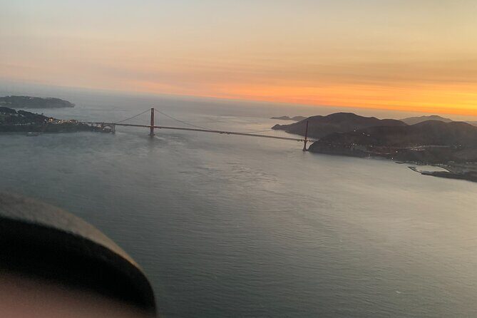 Airplane Elite San Francisco Flight Tour - Treasure Island and the Bay water views: where the Bay looks staged