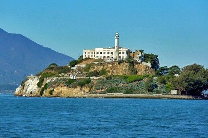 Alcatraz Muir Woods with Sausalito Express - Sausalito Stop: Quick Photos, Brunch, and Ferry Connections