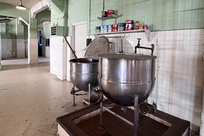 Alcatraz Plus San Francisco City Combo Tour - Presidio and North Beach: history outside the postcard