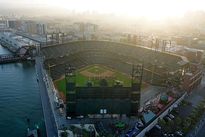 Behind-the-Scenes Ballpark Tour of Oracle Park - How the 90 Minutes Actually Works: Walking Pace and Photo Opportunities