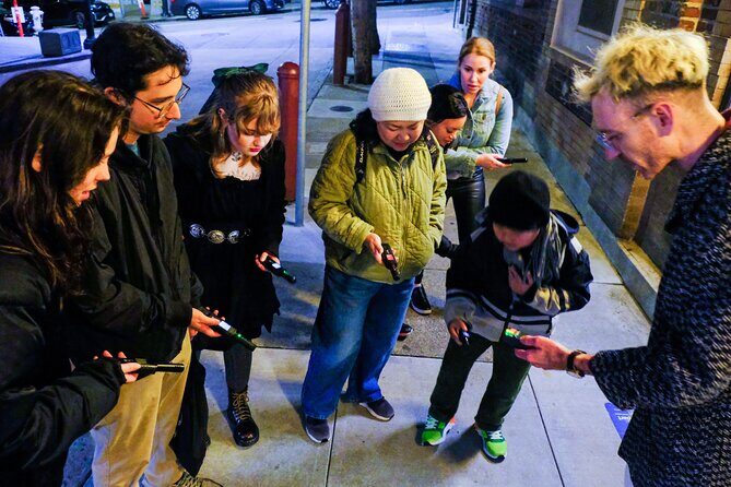 Ghost Hunt in SF Chinatown with a Professional Investigator - Nighttime Starts on Washington Street: Meet-Up and Vibe