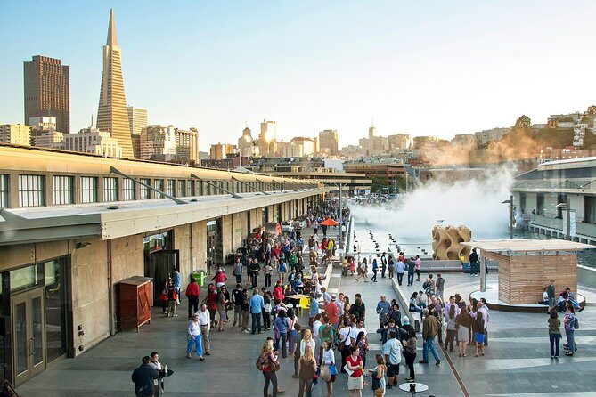Go City: San Francisco Explorer Pass: Choose 2 to 5 Things To Do - Science and sea stack: Aquarium of the Bay + Exploratorium + California Academy