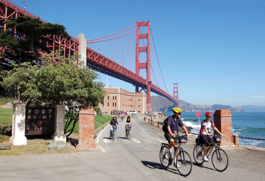 Golden Gate Bridge: Electric Bike Guided Tour to Sausalito - Crossing the bridge itself: skyline, Alcatraz, and real wind advice