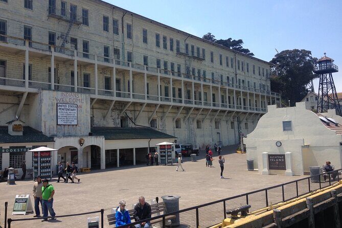 Official Alcatraz Island Prison Tour and San Francisco Bay Cruise - The Bay cruise from Pier 39: a full hour on the water