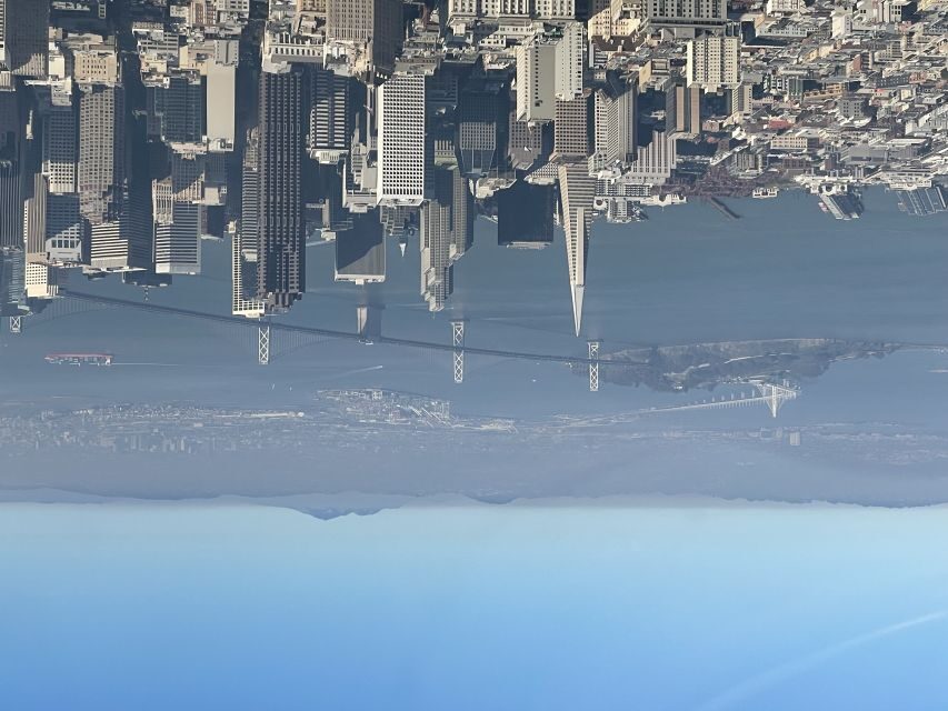 San Francisco: Airplane Elite Bay Tour - From Hayward Airport to the bay: what your flight timing feels like