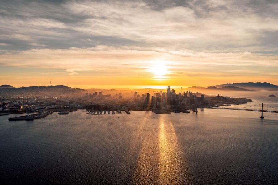 San Francisco: Airplane Private Sunset Bay Tour - A 40-minute sunset flight that actually fits your day