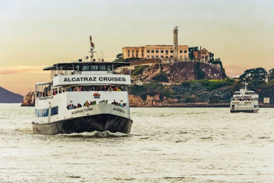 San Francisco: Alcatraz, Fisherman’s Wharf & Optional Extras - Optional one-hour bay cruise: Golden Gate views from a different angle