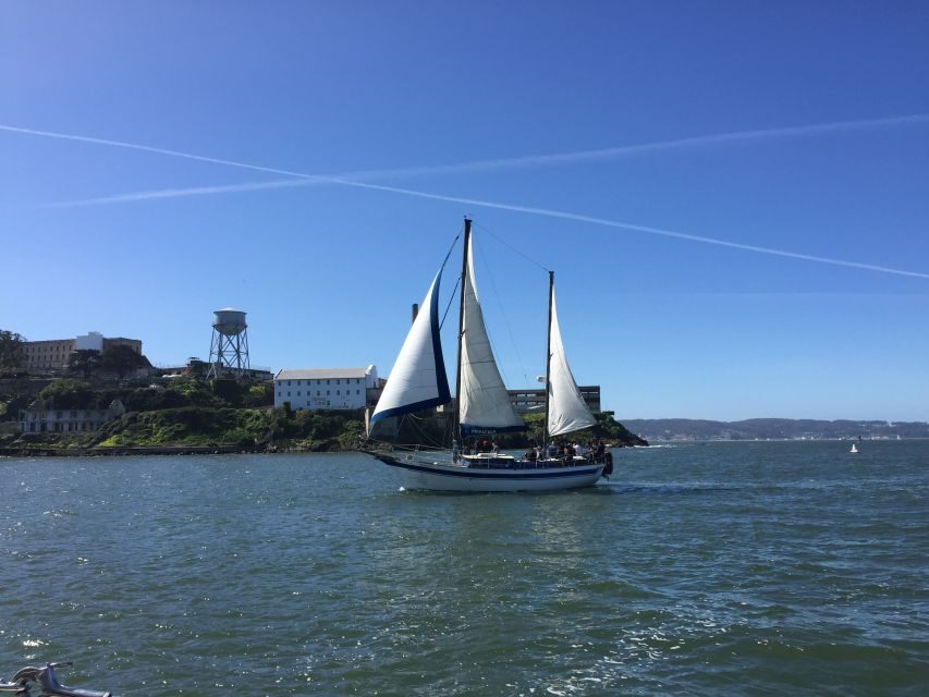San Francisco: Bay Sailing Tour with Drinks - Drinks on board: a small perk that actually changes the mood