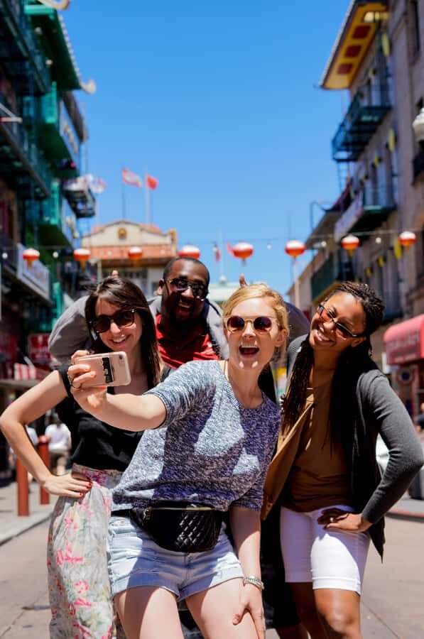 San Francisco: Chinatown Dim Sum and Tea Tour - Bubble Tea and Hidden Alleyways: A Walking Route With Stories
