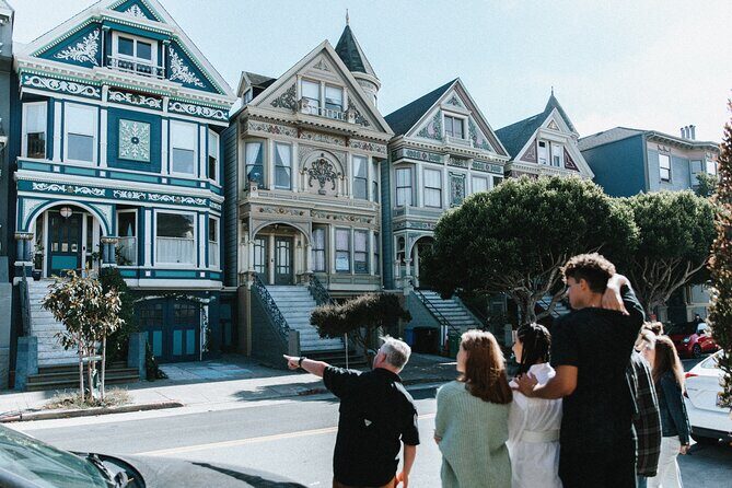 San Francisco City Tour: Must-See Sights in Half a Day - Twin Peaks: the big view bonus when the weather cooperates