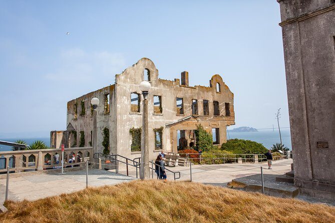 San Francisco Combo: Ferry Building Food Tour and Alcatraz - Timing, pacing, and group size: why 10 people feels right
