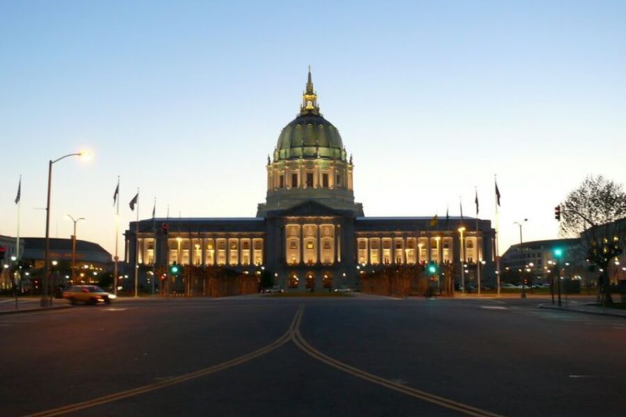 San Francisco Double Decker Bus Night Tour - Nob Hill, Grace Cathedral, and Chinatown’s contrast