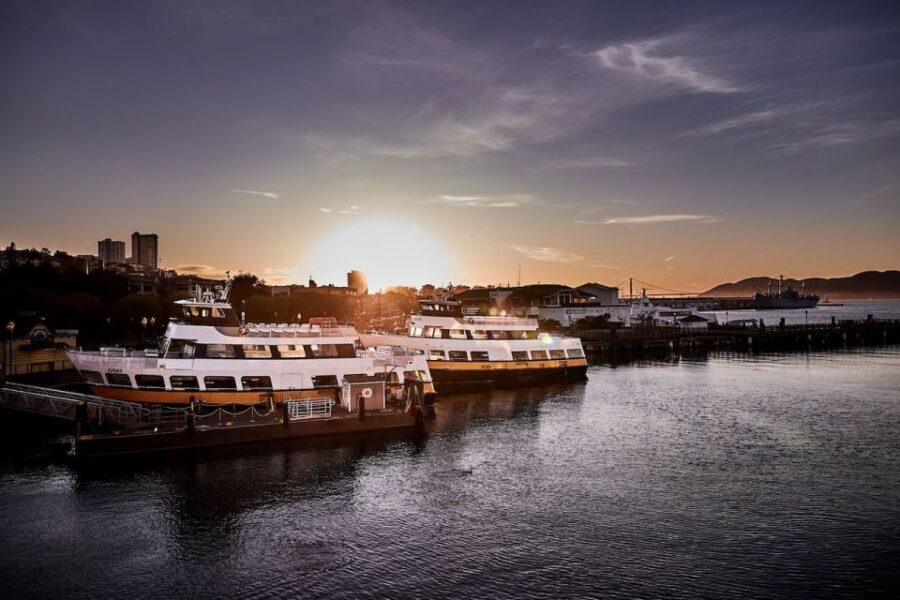 San Francisco: Golden Gate Bridge and Bay Sunset Cruise - What the Cruise Is Like Onboard: No-Guide Style Sightseeing