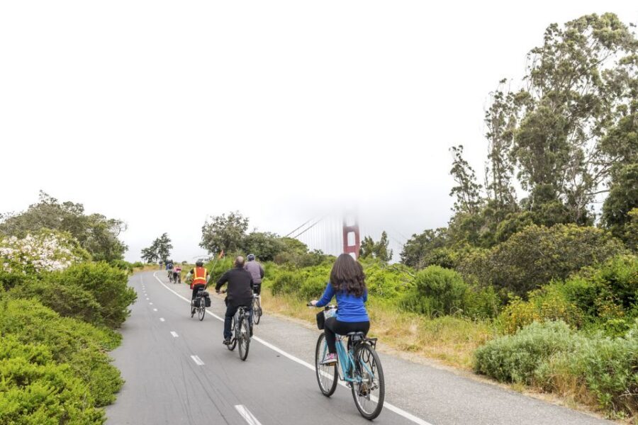 San Francisco: Golden Gate Bridge and Sausalito Cycling Tour - Coming back: pedal back to SF or take the ferry