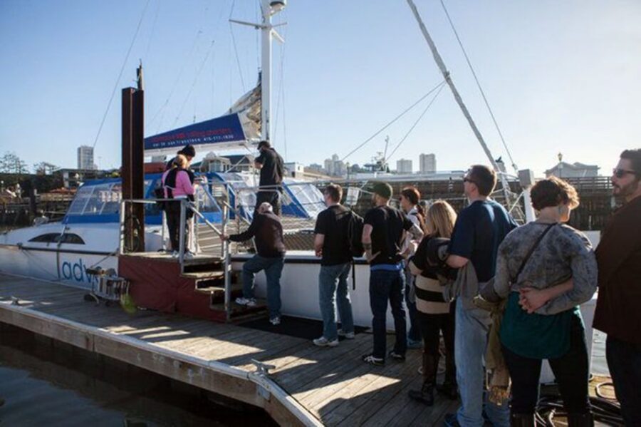 San Francisco: Golden Gate Bridge Catamaran Cruise - What to Wear and Bring: The Bay’s Wind Has Opinions