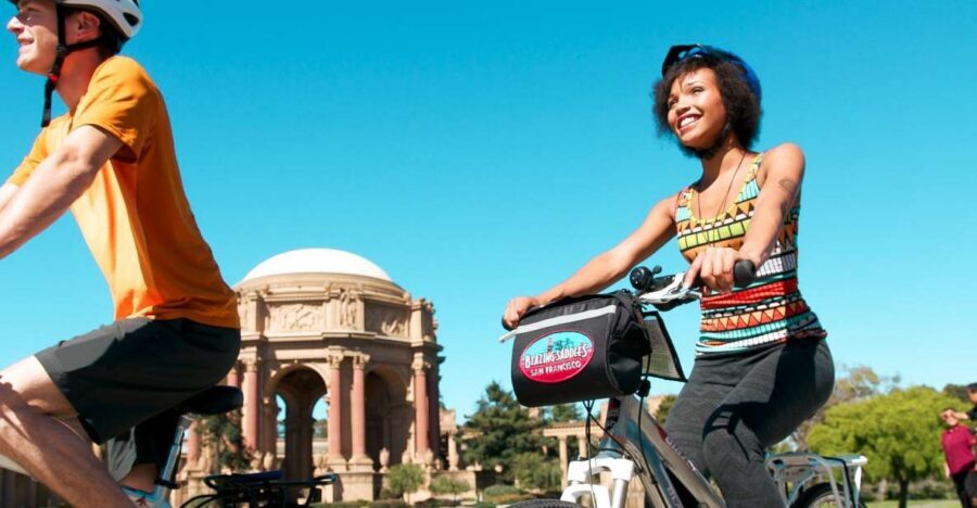San Francisco: Golden Gate Bridge to Sausalito Bike Tour - Marina District and Palace of Fine Arts: the SF “postcard” stops