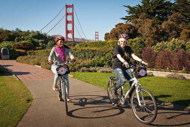 San Francisco Golden Gate To Sausalito Bike Tour - Fort Point to the bridge span: the main event