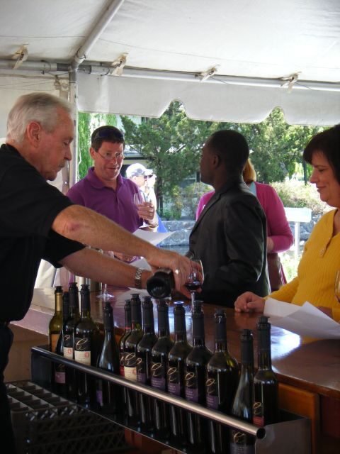 San Francisco: Half-Day Wine Country Tour with Wine Tastings - Golden Gate Bridge views: the best part is how the day starts