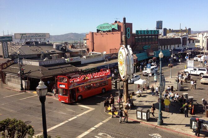 San Francisco Hop-on Hop-off Deluxe Tour 20 Stops 1 to 2 days - Guides, narration, and audio: why the experience can swing