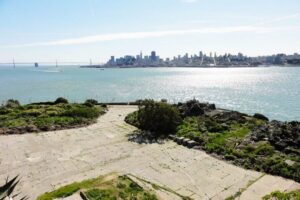 San Francisco Morning City Tour & Afternoon Alcatraz Ticket - Twin Peaks: Fog is the wildcard, but the payoff is real