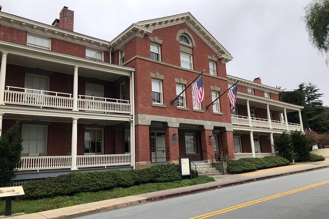 San Francisco Presidio Walking Tour - Starting at the Lodge at the Presidio (and how to use the first stretch)