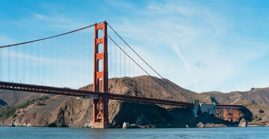 San Francisco: Skip-the-Line Escape from The Rock Bay Cruise - Pier 39 to the waterfront views you can recognize fast