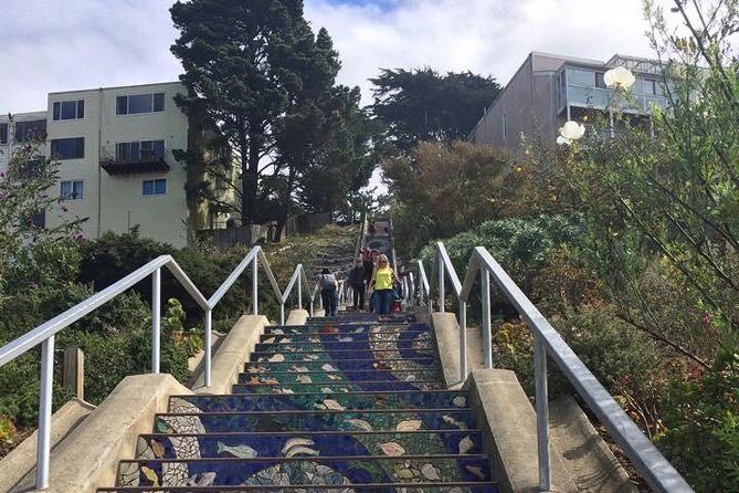 San Francisco Small Group City Highlights and Alcatraz Tour - Alcatraz Audio Tour: How to Use It for a Smarter Walk