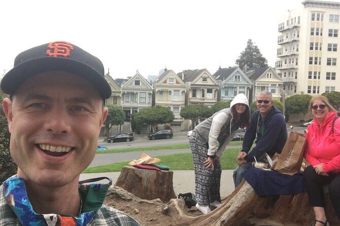 San Francisco Small Group Customizable Tour - Chinatown, Ross Alley, and the Fortune Cookie Factory Moment