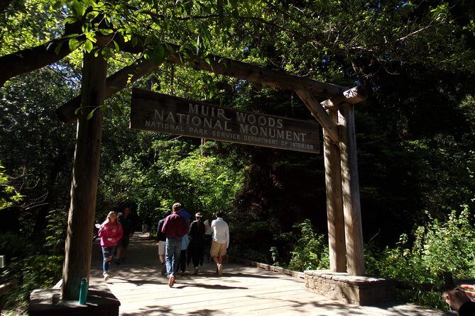 San Francisco Super Saver: Grand City Tour plus Muir Woods & Sausalito Day Trip - Sausalito in 60 minutes: waterfront photos, shops, and quick decisions