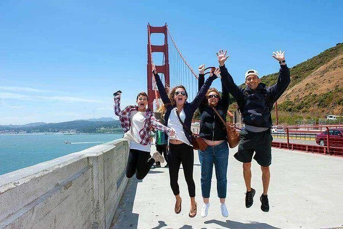 Skip The Bus: San Francisco By Luxury Van Tour - Painted Ladies, Full House fame, and the classic crooked-street moment